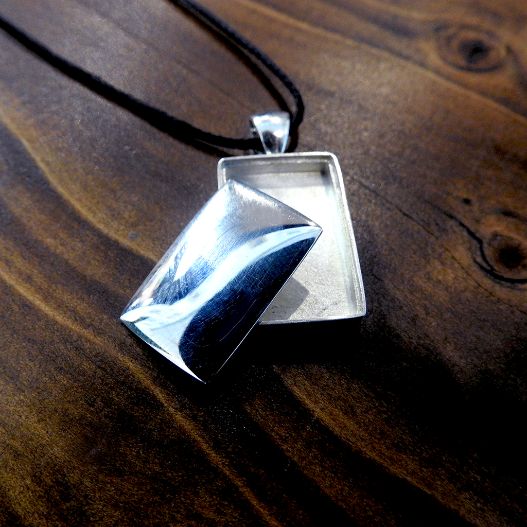 Ashes Pendant - The Ingot